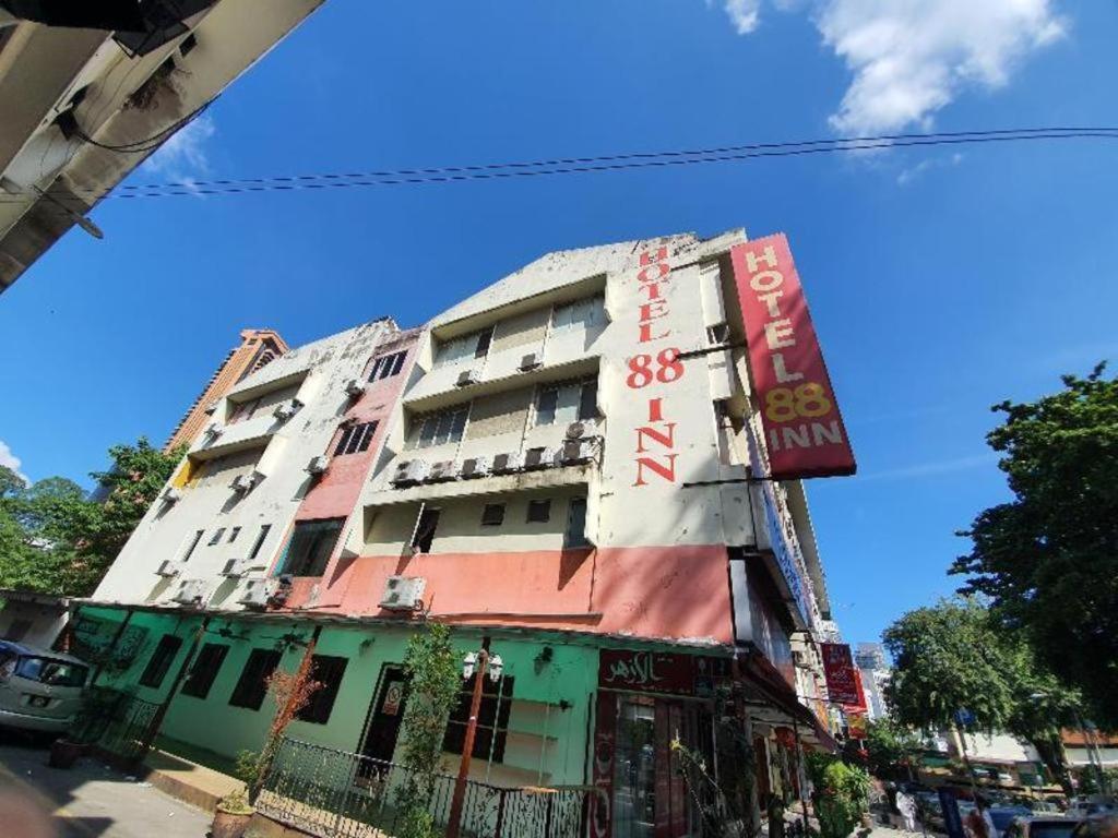 Oyo 1167 Rest And Go Hotel Кланг Екстериор снимка